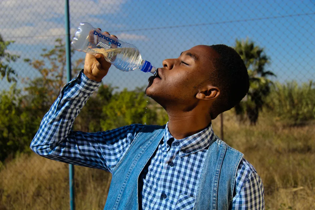 Minum air mineral dapat mengurangi risiko terkena diabetes tipe 2